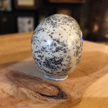 Load image into Gallery viewer, DENDRITIC JASPER SKULL