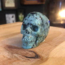 Load image into Gallery viewer, AFRICAN TURQUIOSE SKULL