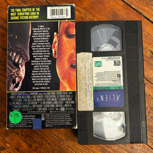 Load image into Gallery viewer, Alien³ (1992) VHS