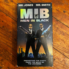 Load image into Gallery viewer, Men in Black (1997) VHS