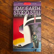Load image into Gallery viewer, The Day the Earth Stood Still (1951) VHS