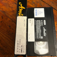 Load image into Gallery viewer, Amélie (2001) VHS