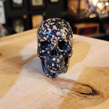 Load image into Gallery viewer, SNOWFLAKE OBSIDIAN SKULL