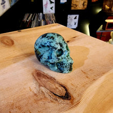 Load image into Gallery viewer, AFRICAN TURQUIOSE SKULL