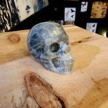 Load image into Gallery viewer, LABRADORITE SKULL