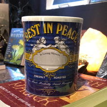 Load image into Gallery viewer, MODEST PET URN