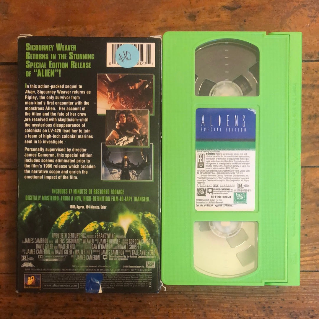 Aliens (1986) [CUSTOM GREEN SHELL] VHS – Hail - Records and Oddities