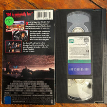 Load image into Gallery viewer, Independence Day (1996) VHS
