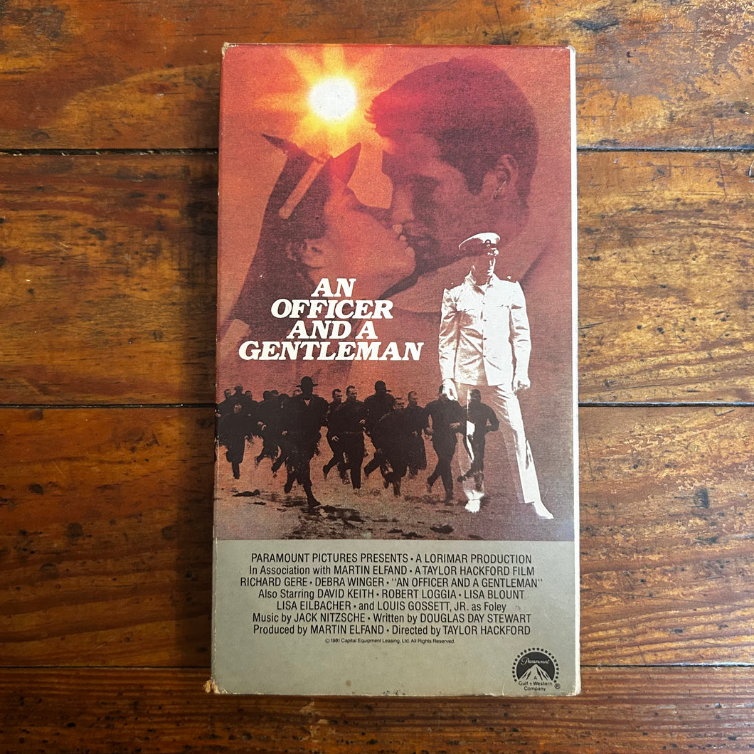 An Officer and a Gentleman (1982) VHS