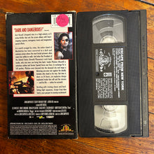 Load image into Gallery viewer, Escape from New York (1981) VHS
