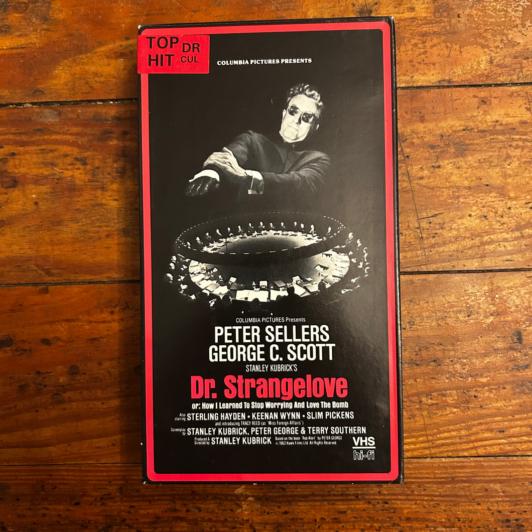 Dr. Strangelove or: How I Learned to Stop Worrying and Love the Bomb (1964) VHS