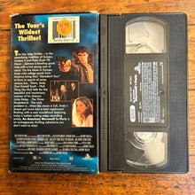 Load image into Gallery viewer, An American Werewolf in Paris (1997) VHS
