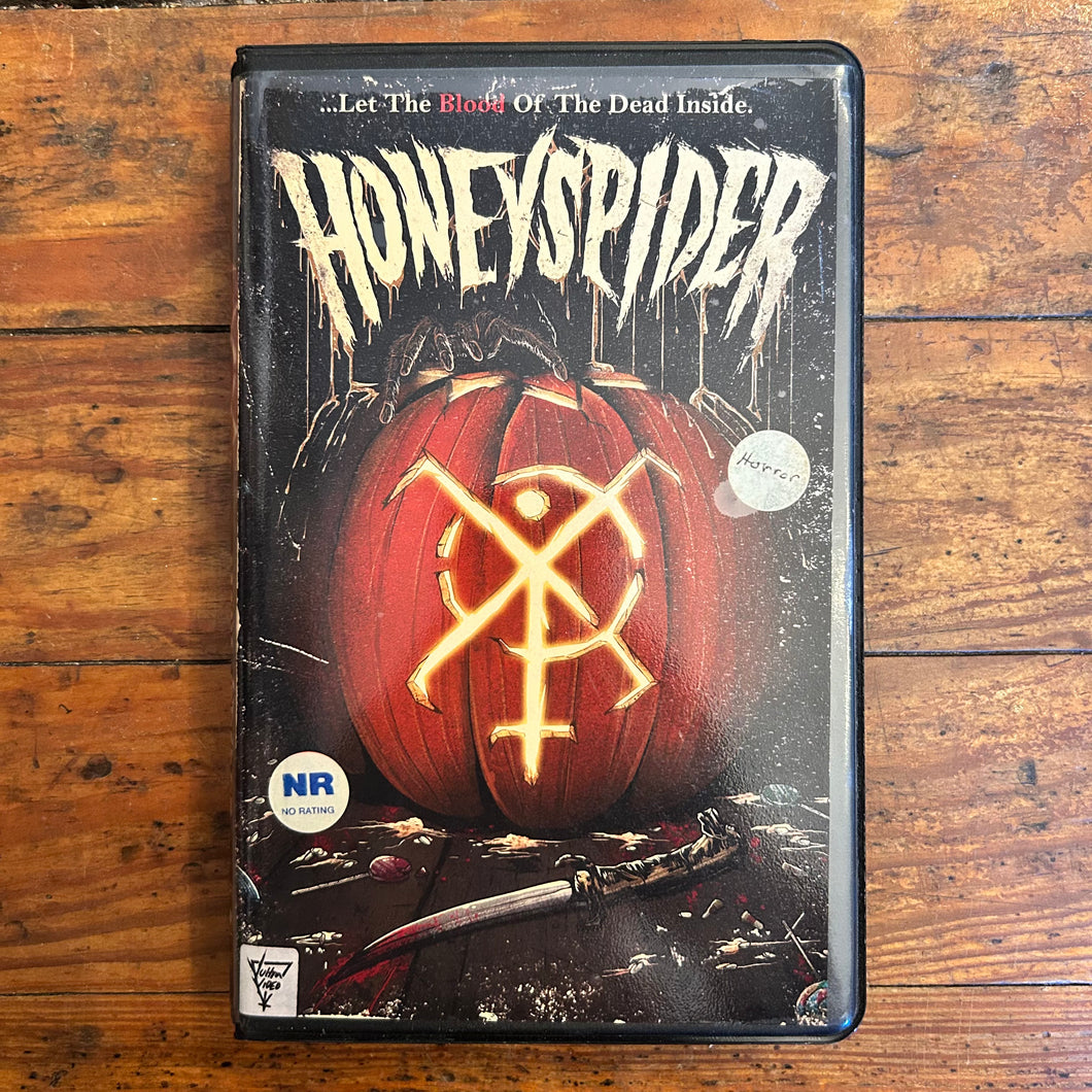 Honeyspider (2014) VHS