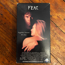 Load image into Gallery viewer, Fear (1996) VHS
