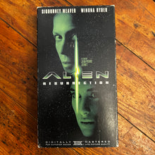 Load image into Gallery viewer, Alien Resurrection (1997) VHS
