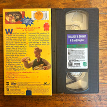 Load image into Gallery viewer, Wallace &amp; Gromit: A Grand Day Out (1989) VHS
