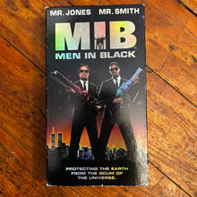 Load image into Gallery viewer, Men in Black (1997) VHS
