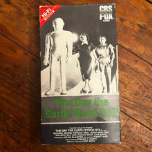 Load image into Gallery viewer, The Day the Earth Stood Still (1951) CBS FOX VHS
