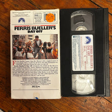 Load image into Gallery viewer, Ferris Bueller&#39;s Day Off (1986) VHS
