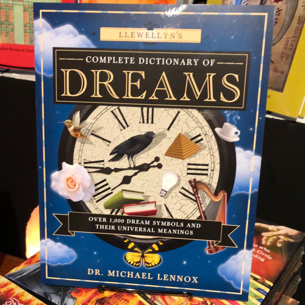 Llewellyn's Complete Dictionary of Dreams PAPERBACK