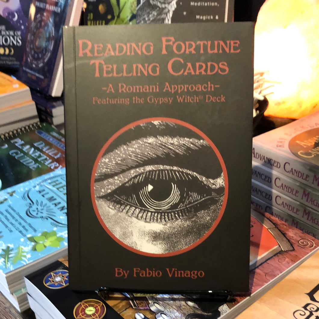 Reading Fortune Telling Cards: A Romani Approach PAPERBACK